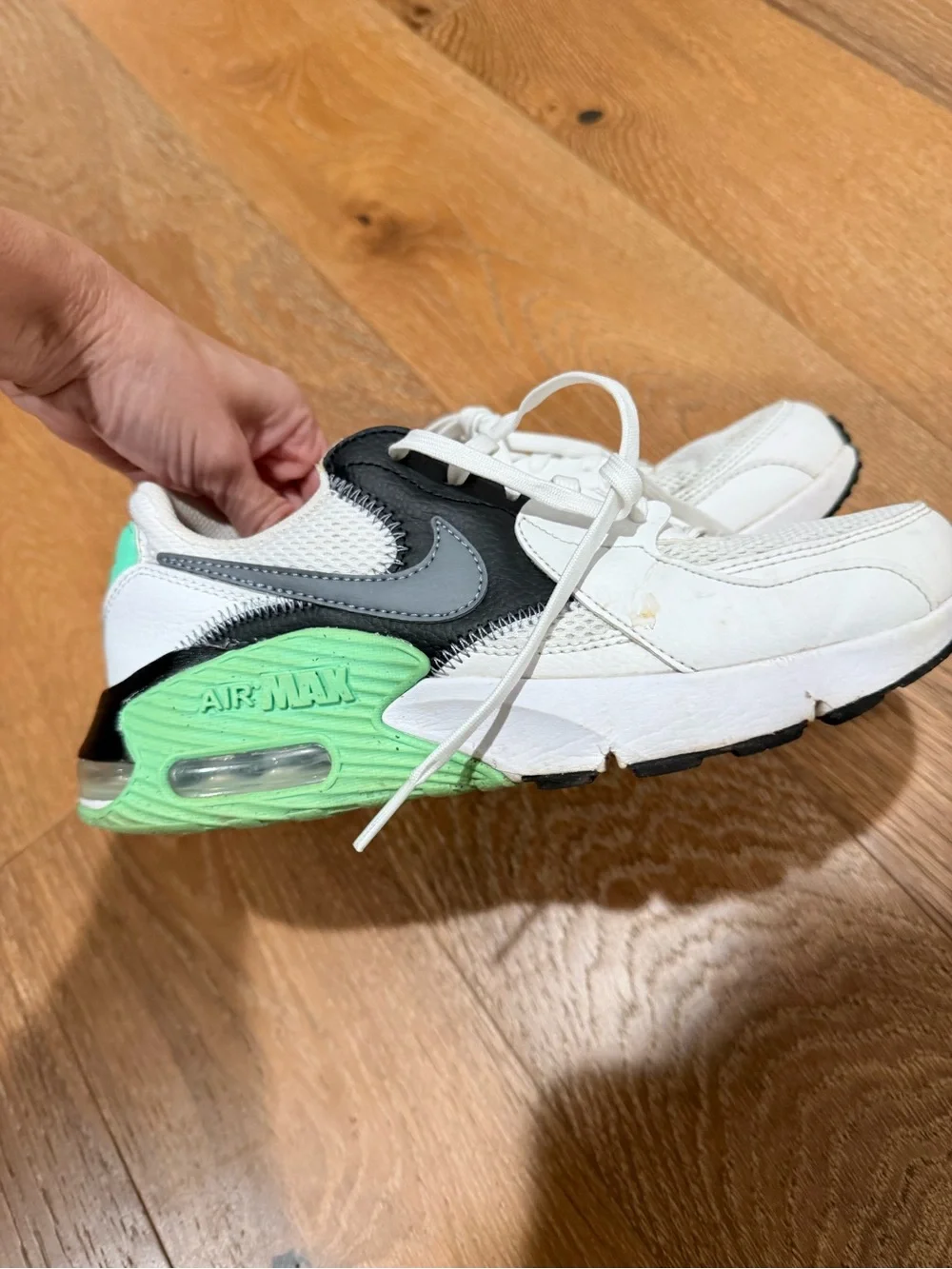 Nike Kids White & Mint Green Air Max Sneaker